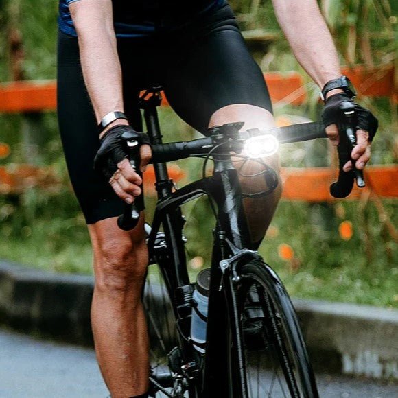 Vélo Éclairage - SmartBeam™ - Lumière Avant - VeloConnecte & Sécurité