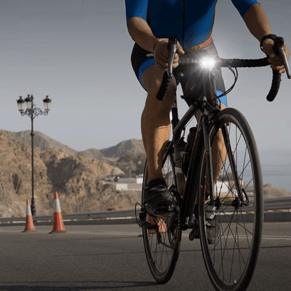 Vélo Éclairage - SmartBeam™ - Lumière Avant - VeloConnecte & Sécurité